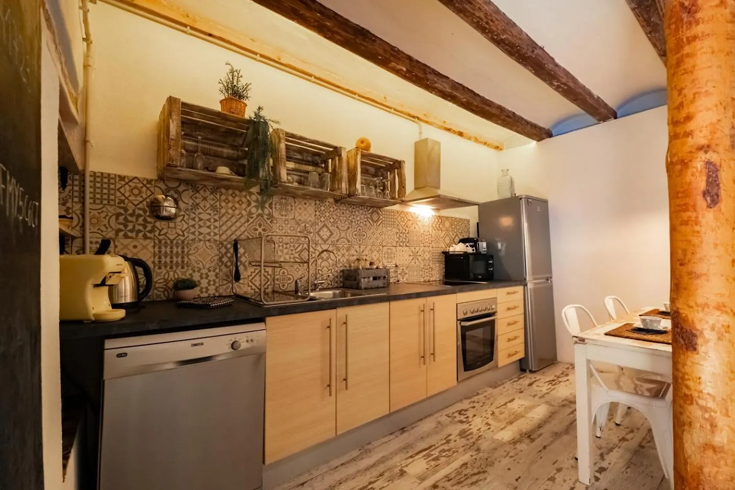 Apartamento En El Corazon De Tarragona. Planta Baja Con Patio. Spanje