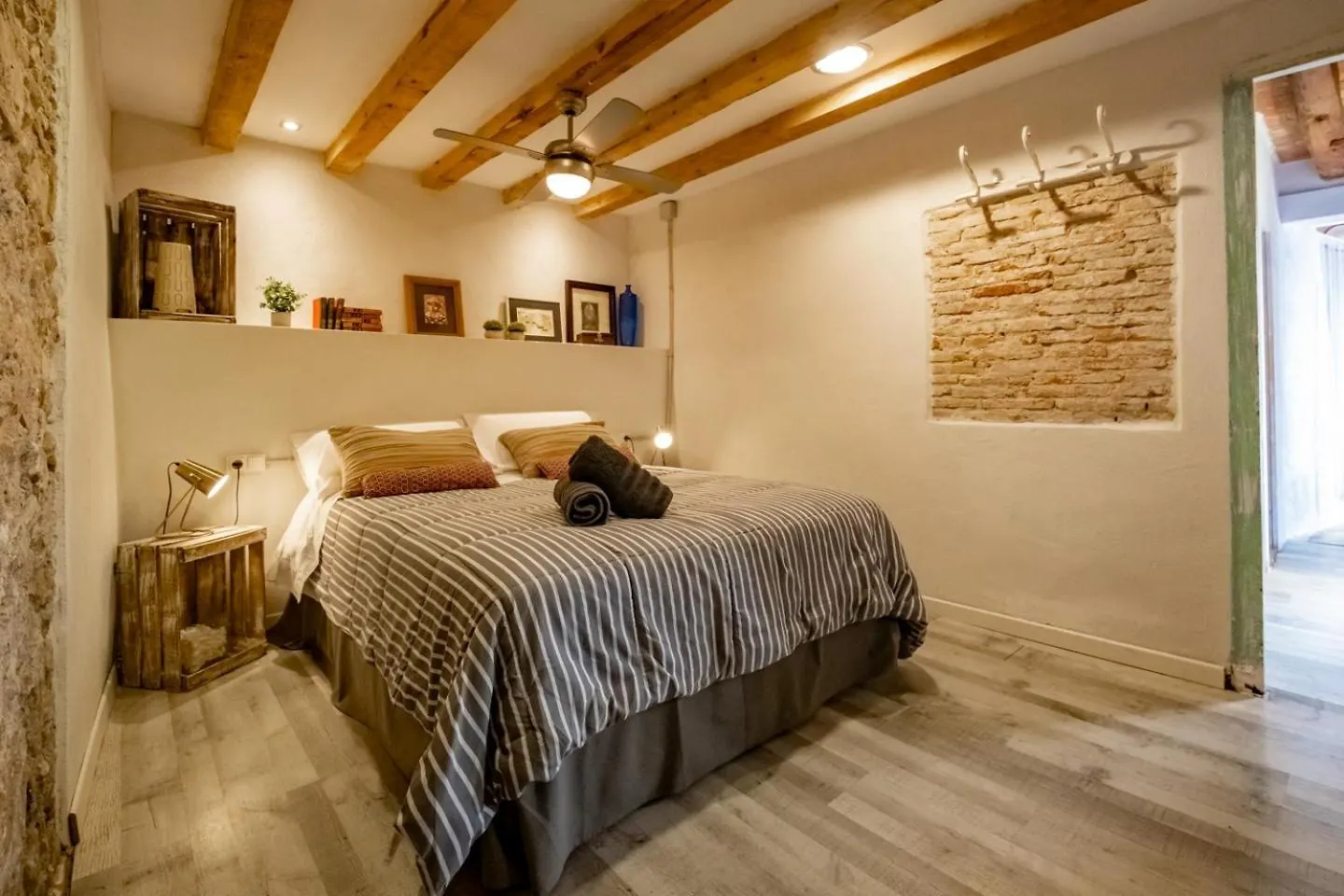 Apartamento En El Corazon De Tarragona. Planta Baja Con Patio. Appartement