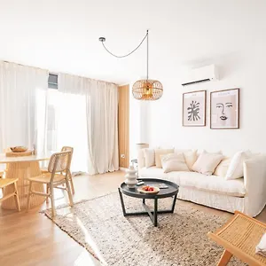 https://ms-nuevo-apartamento-2-dormitorios-centro-historico.hotelsinnerja.org
