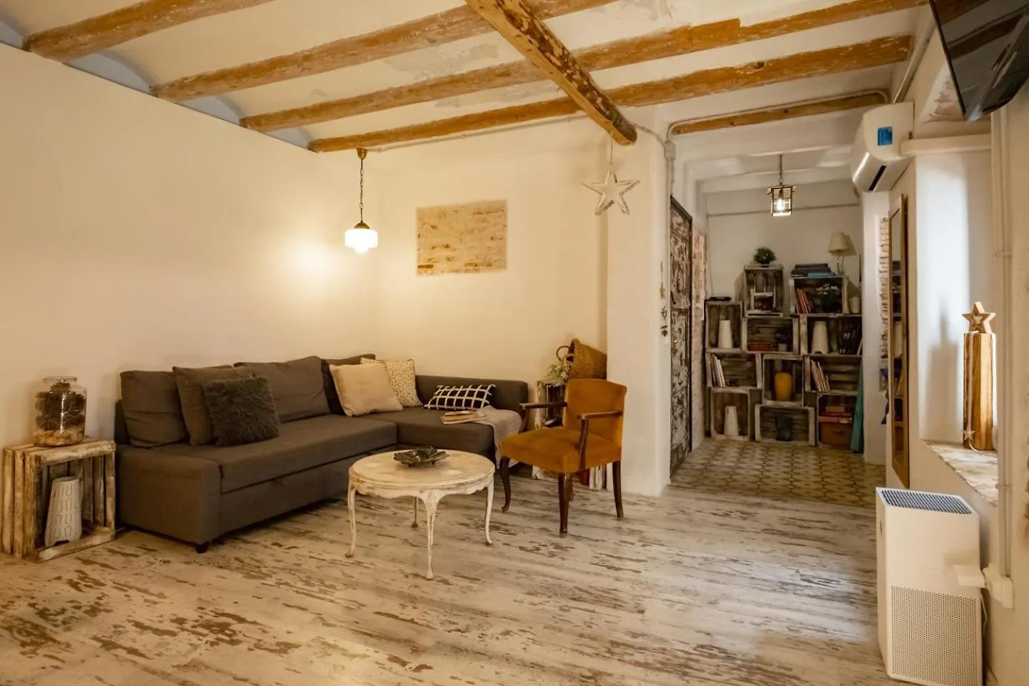 Apartamento En El Corazon De Tarragona. Planta Baja Con Patio. 스페인