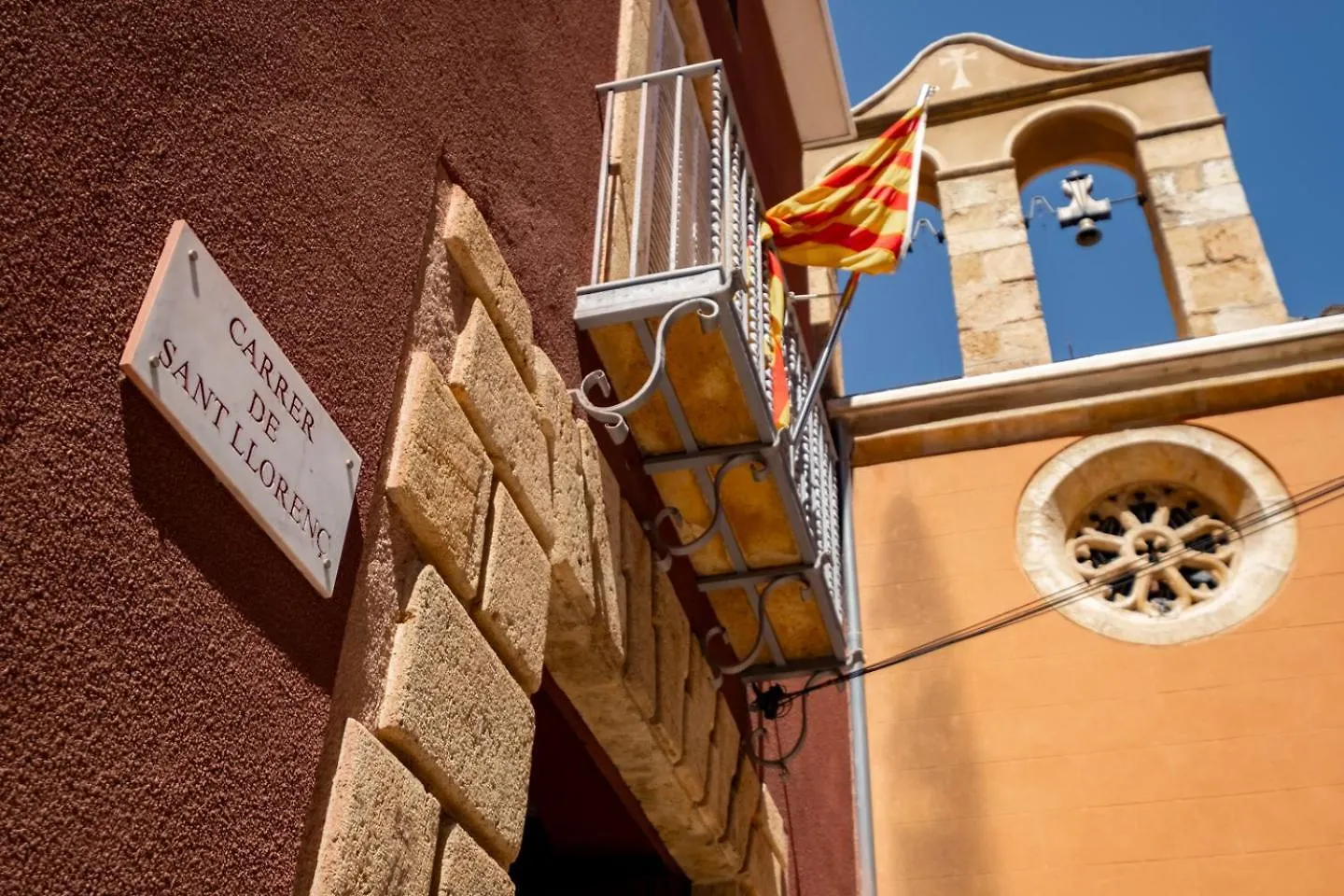 Apartamento En El Corazon De Tarragona. Planta Baja Con Patio. 타라고나
