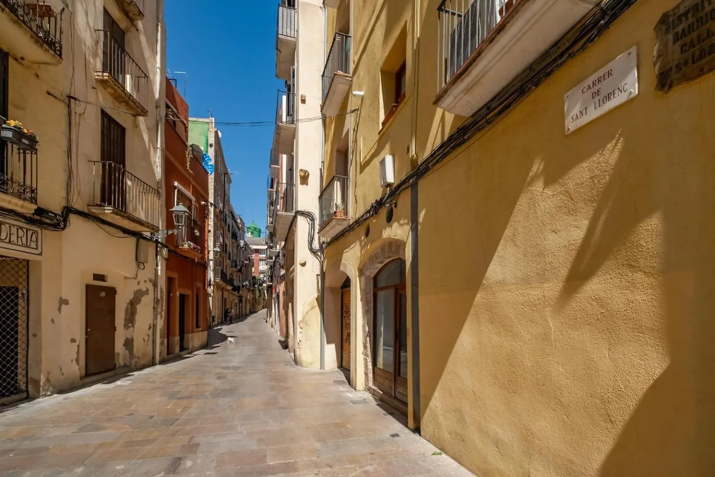 Apartamento En El Corazon De Tarragona. Planta Baja Con Patio. 아파트